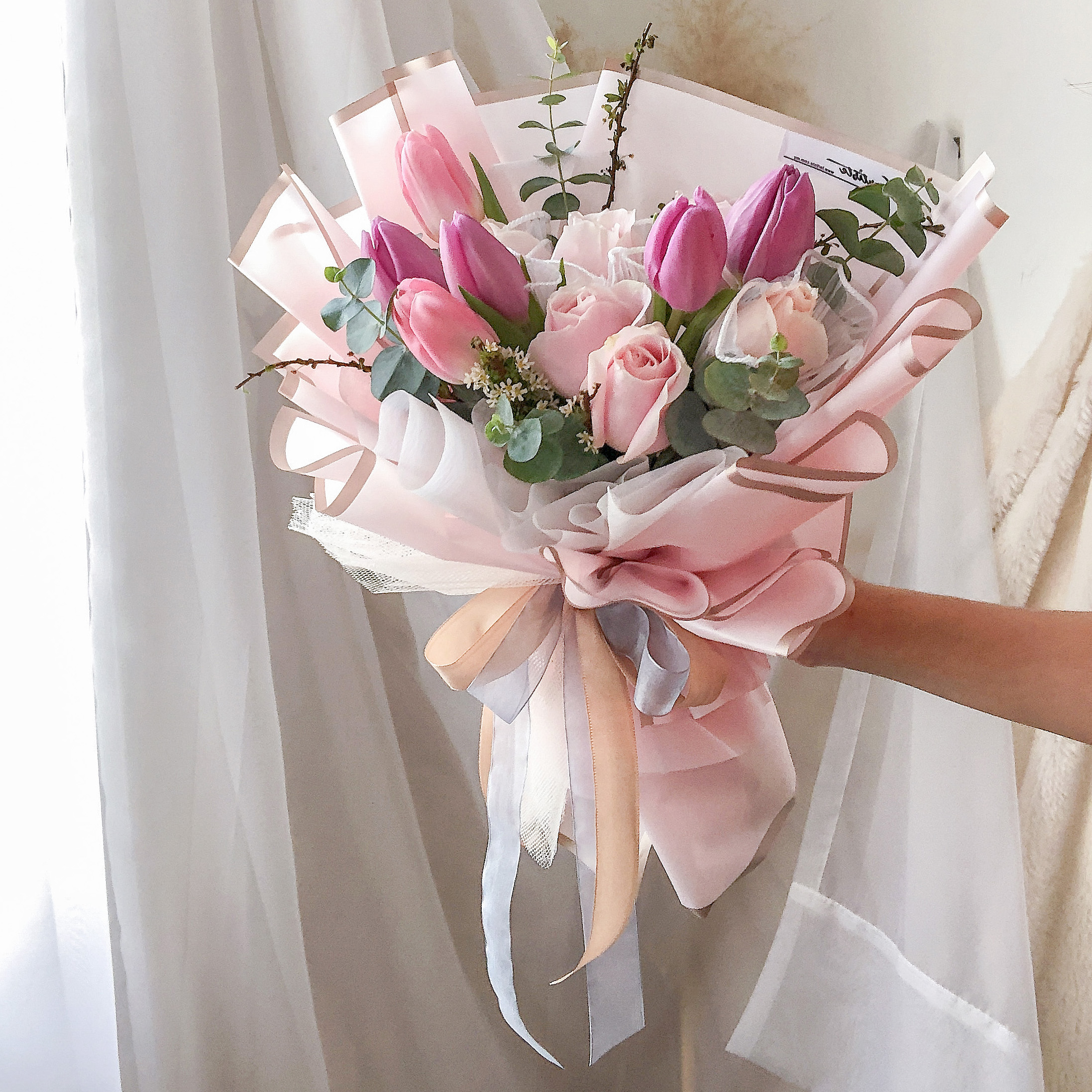 Tulips & Roses Bouquet 03 Lartiste KL Florist