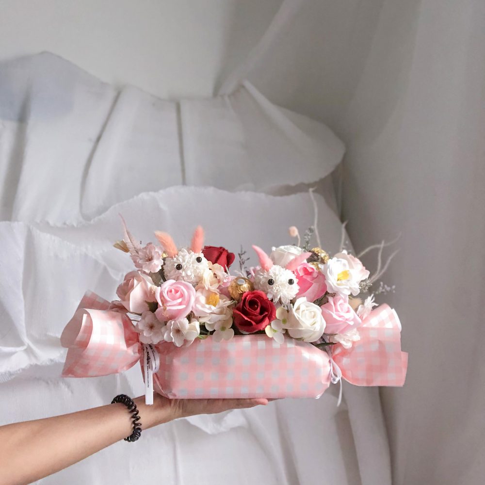 Alternative view of Soap Flower Candy Box