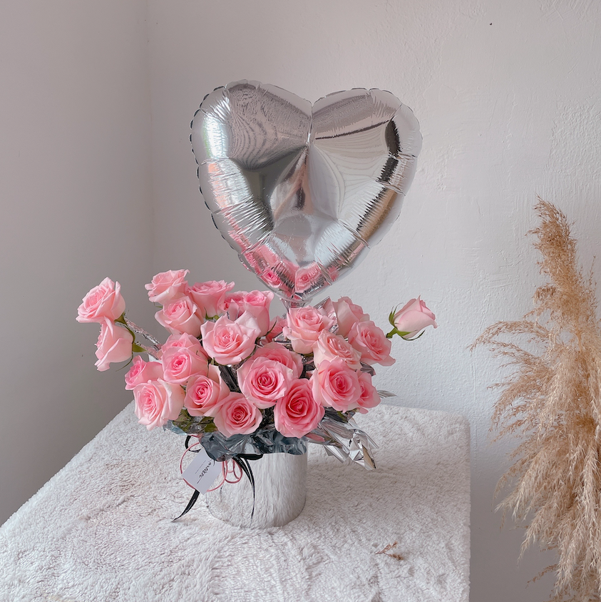 Alternative view of Flower Box - Love Shape Balloon 01