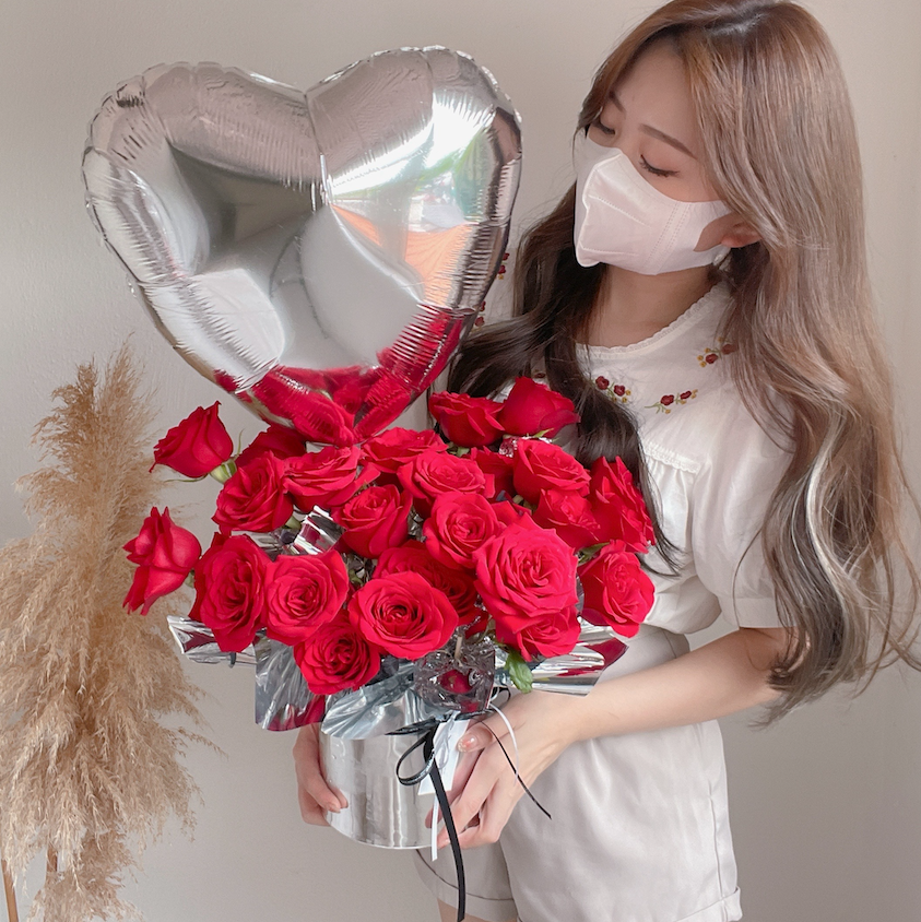 Flower Box - Love Shape Balloon 02