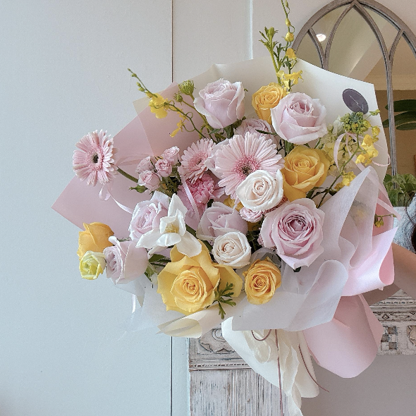 Fresh Flower Bouquet 24
