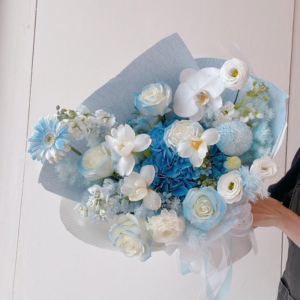 Alternative view of Fresh Flower Bouquet 58