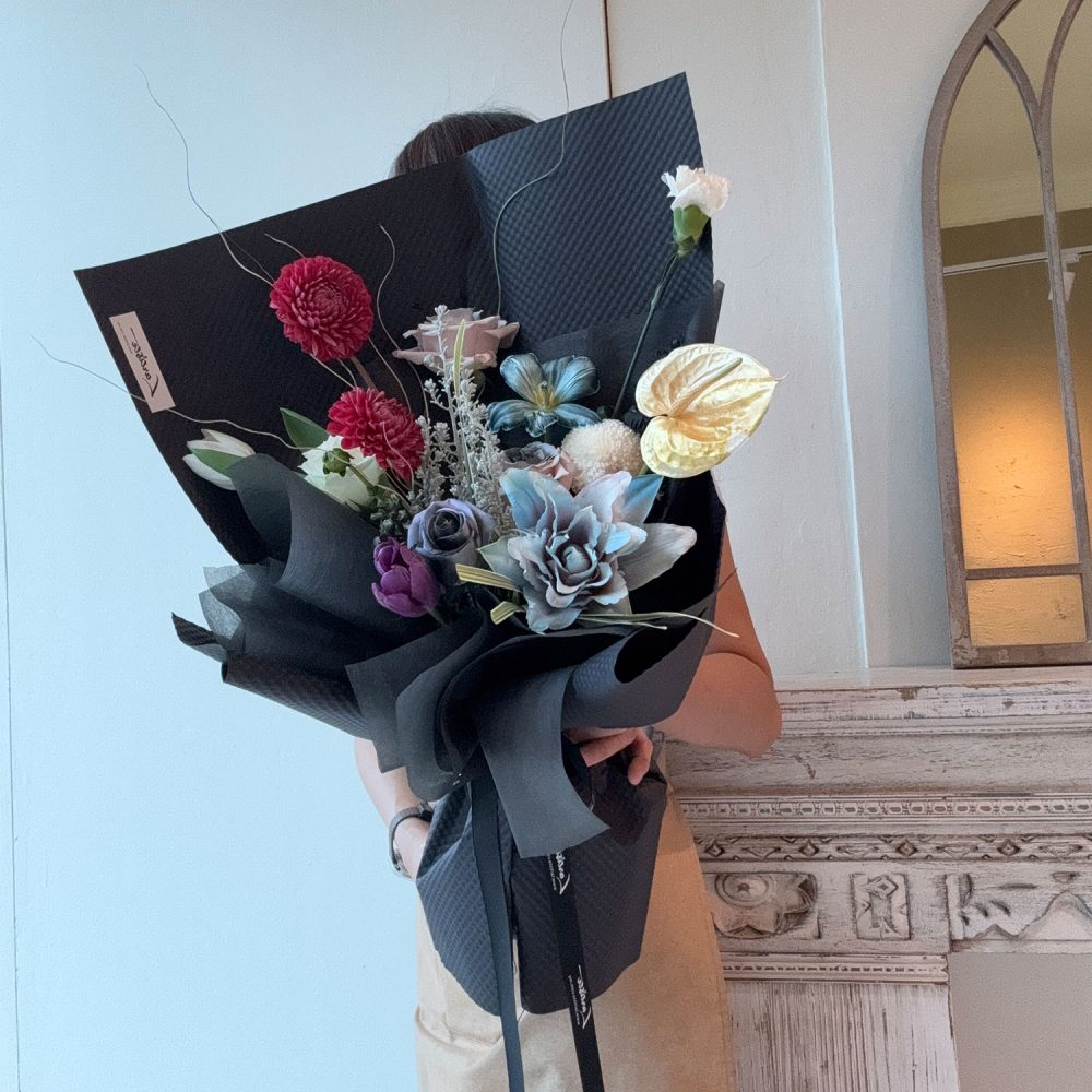 Alternative view of Fresh Flower Bouquet 59