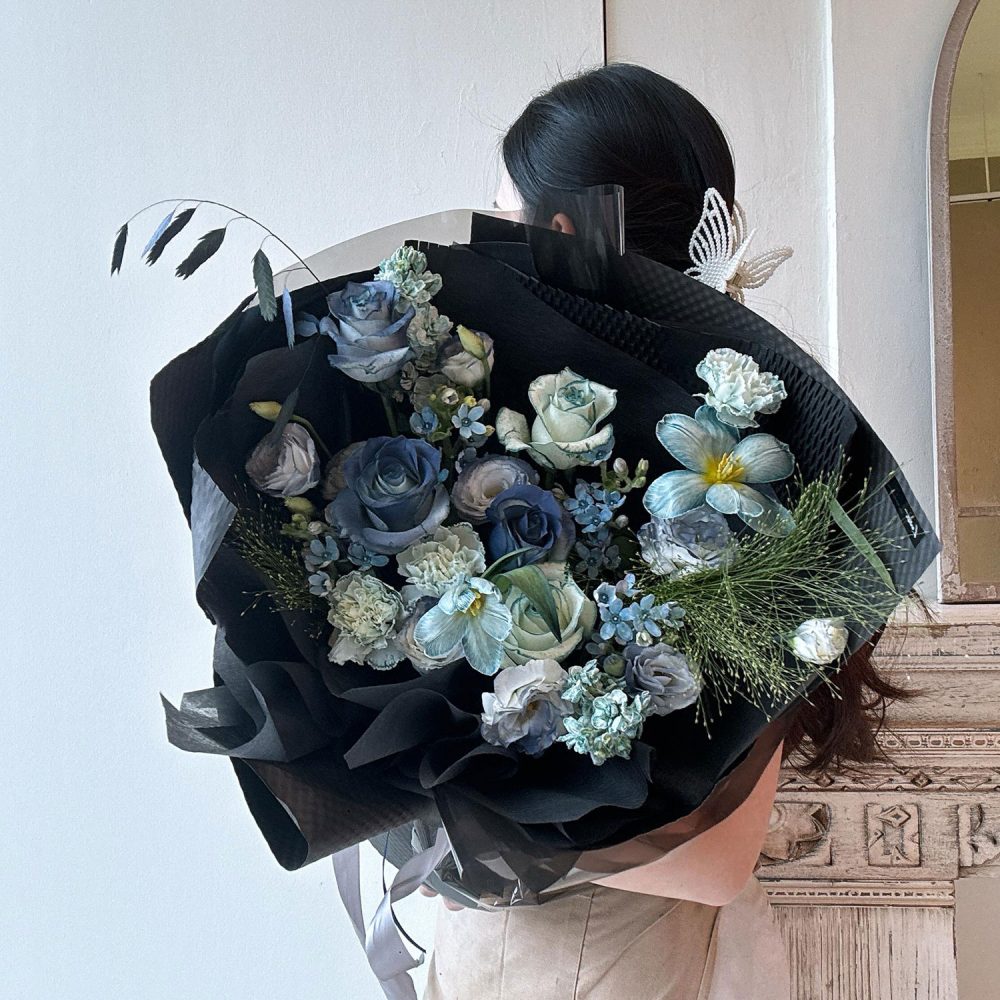 Alternative view of Fresh Flower Bouquet 63