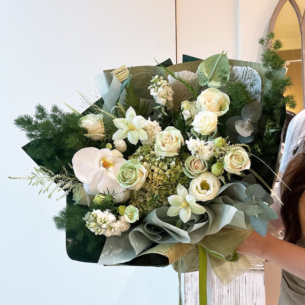 Alternative view of Fresh Flower Bouquet 68