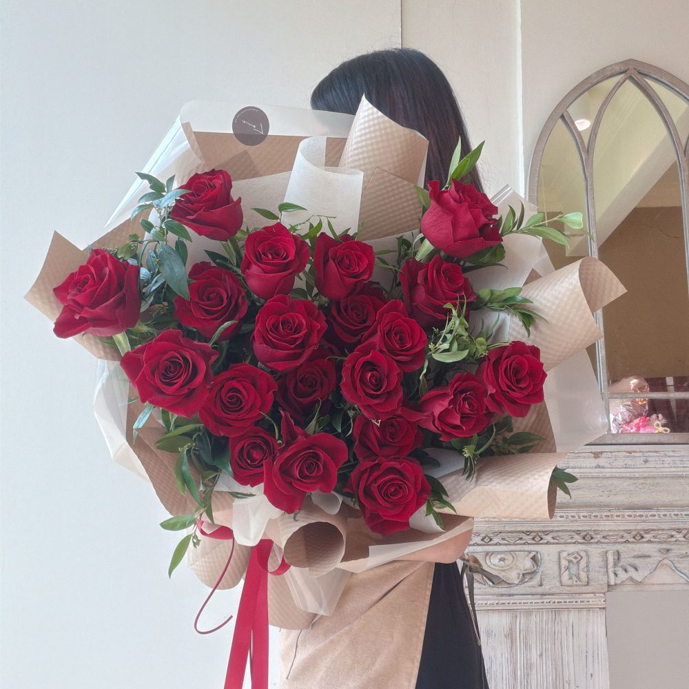 Red Roses Bouquet (20 Stalks)