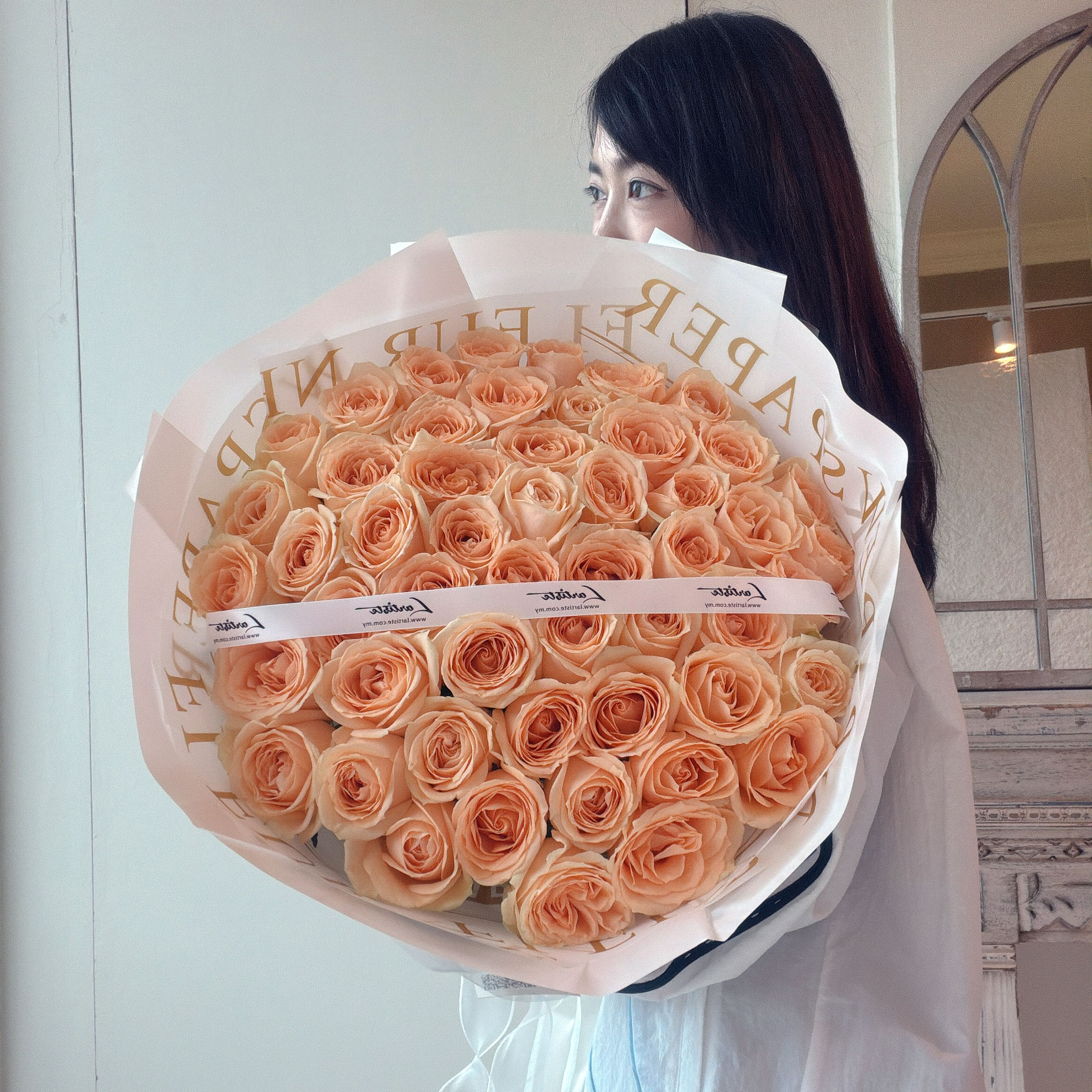 Champagne Roses Bouquet (50 Stalks)