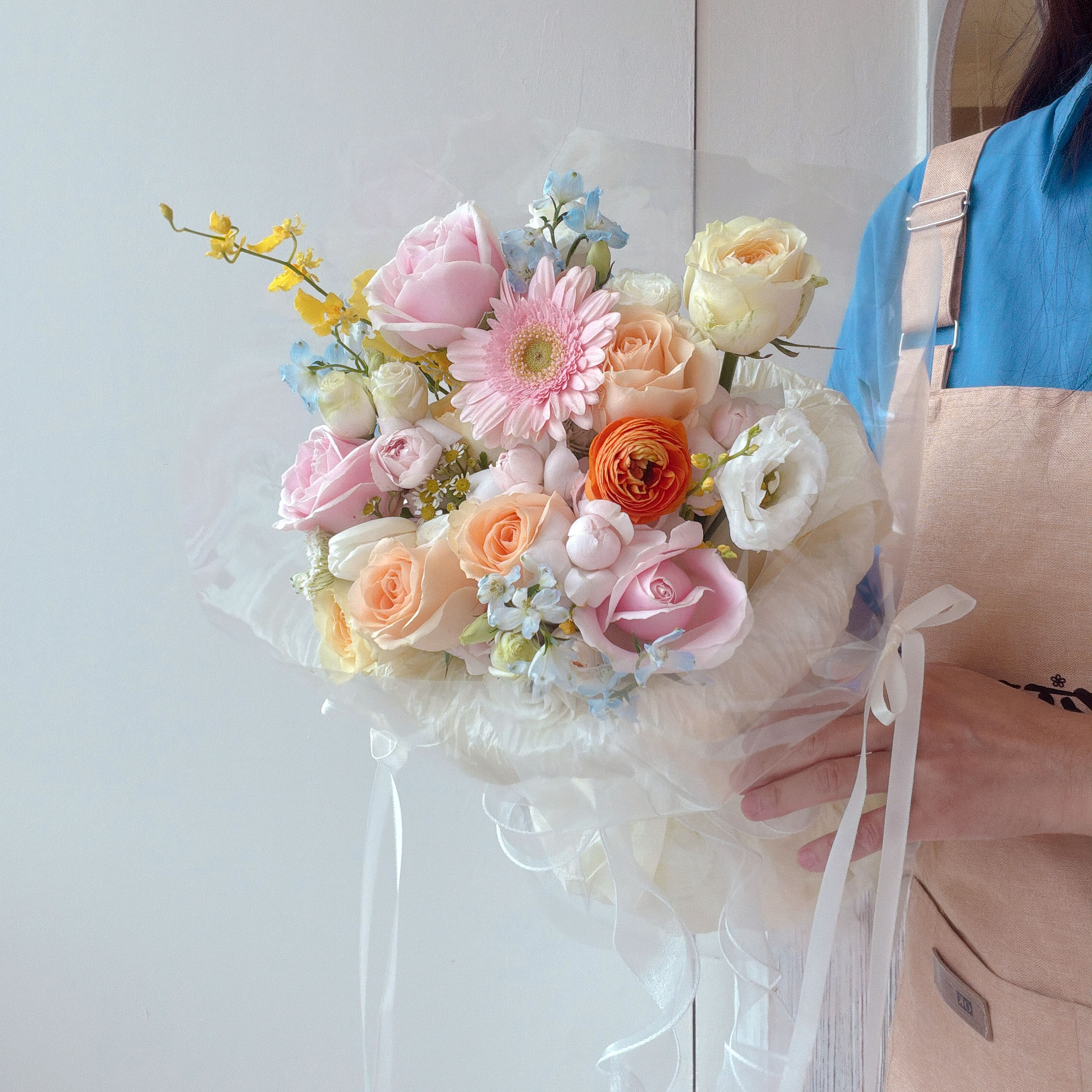 Mix with love Bouquet 25 - Image 2