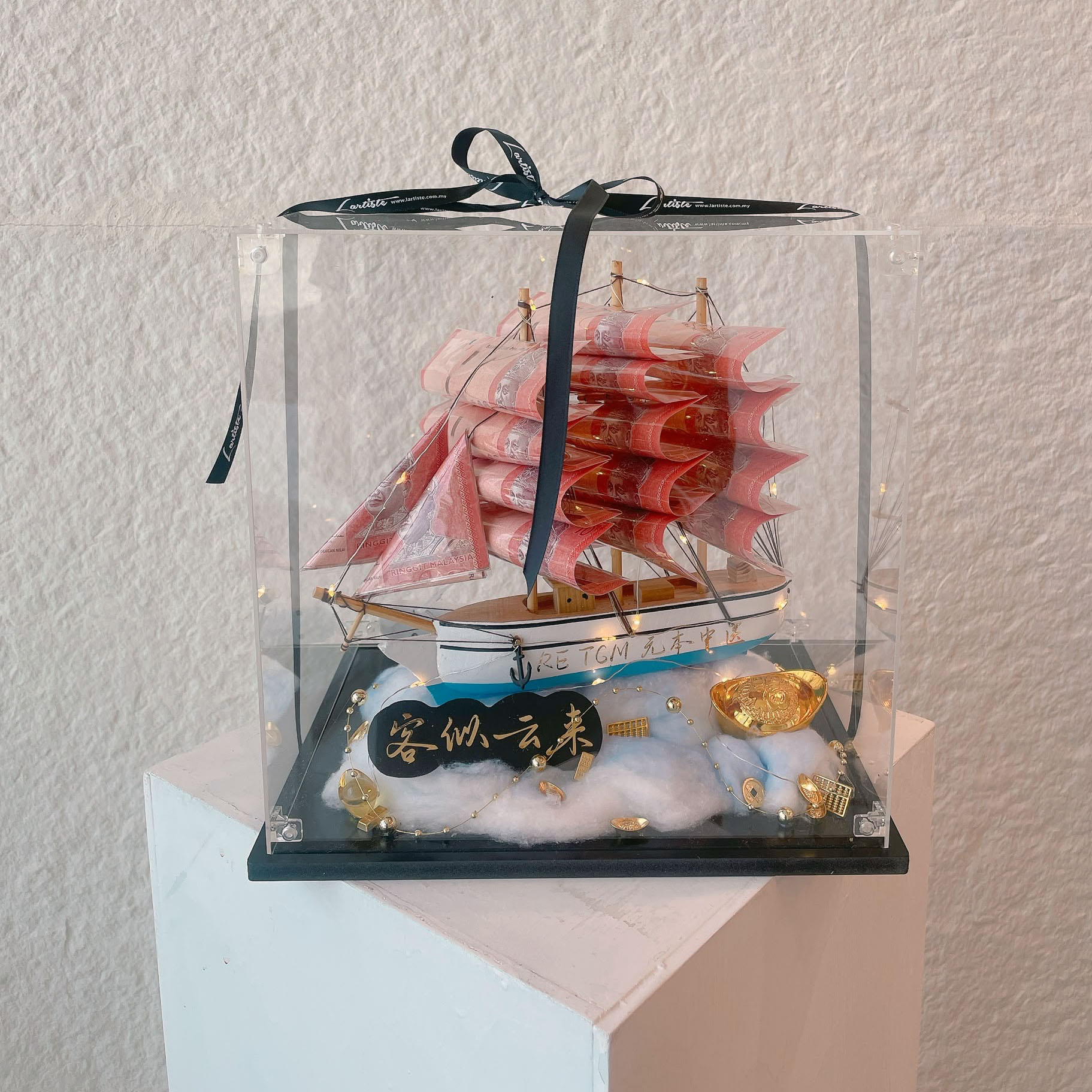 Cashboat Surprise Box - Image 4