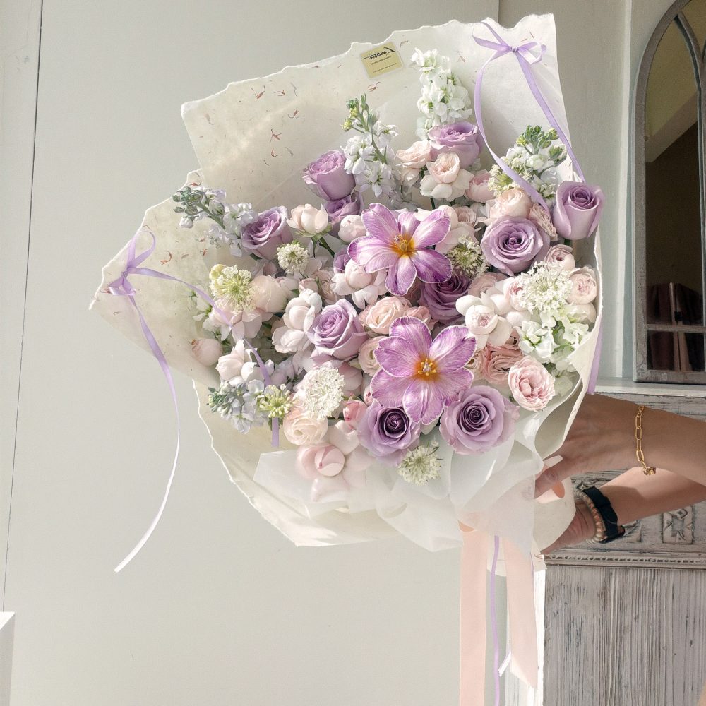 Alternative view of Mix with love Bouquet 26
